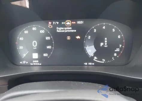 2022 Volvo Xc40 T5 R-Design from USA, damaged, VIN YV4162UM6N2731830